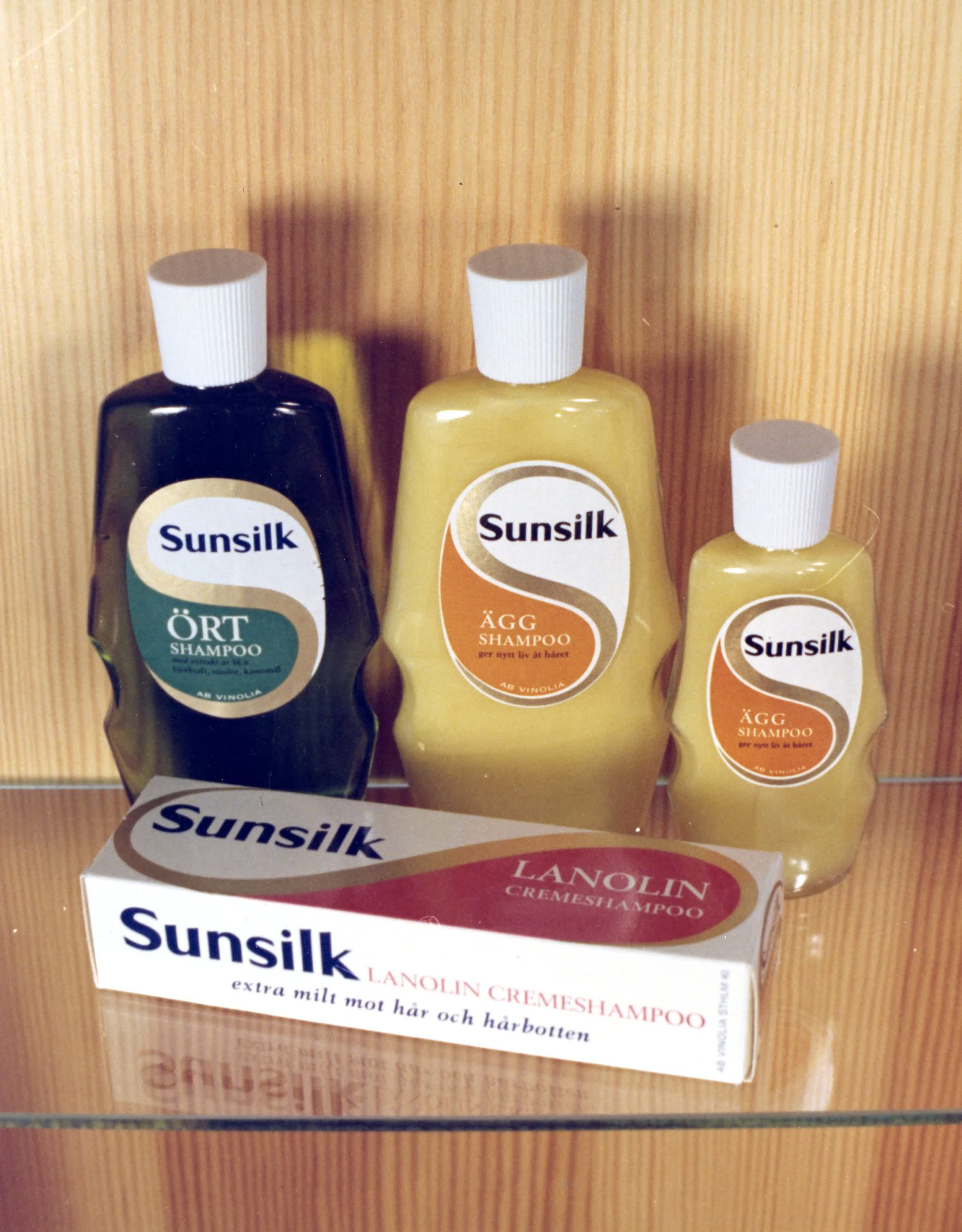 Sunsilk-produkter. Örtshampoo, Äggshampoo, Lanolin Cremeshampoo. Motiv-ID: UNL001425.